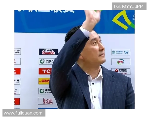 杭州篮球队耐力争议引发热议球迷对球队表现褒贬不一